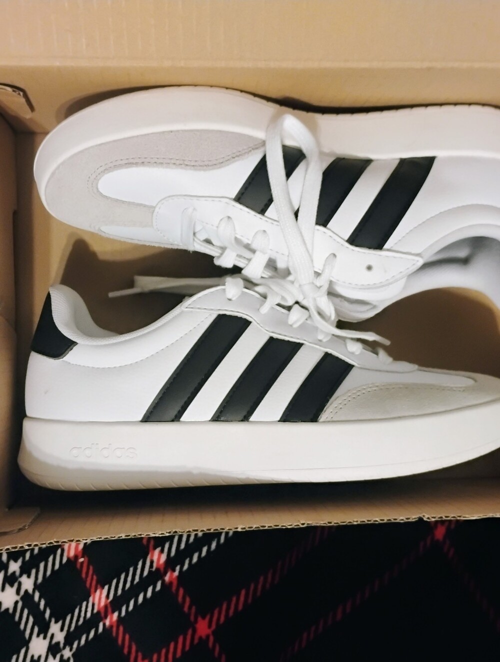 Women's Brand New Adidas Barreda Sneakers